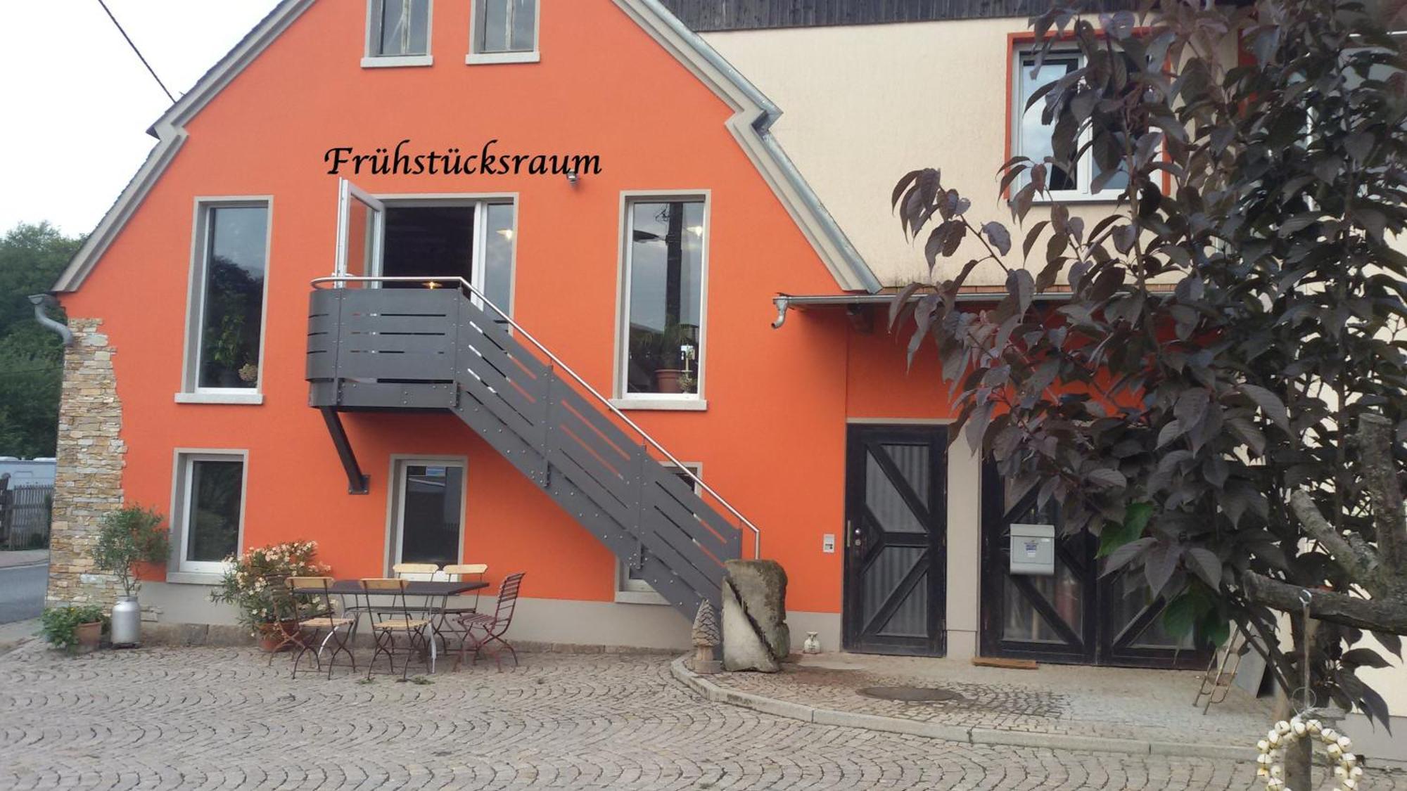 Ferienwohnungen Im Vogtland Heinsdorfergrund エクステリア 写真